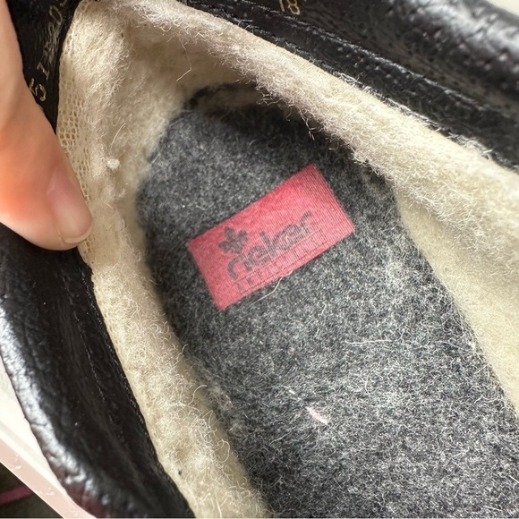 Rieker Gray Black Daphne Sherpa Wool Lined Ankle Booties Size 40 - Picture 6 of 8